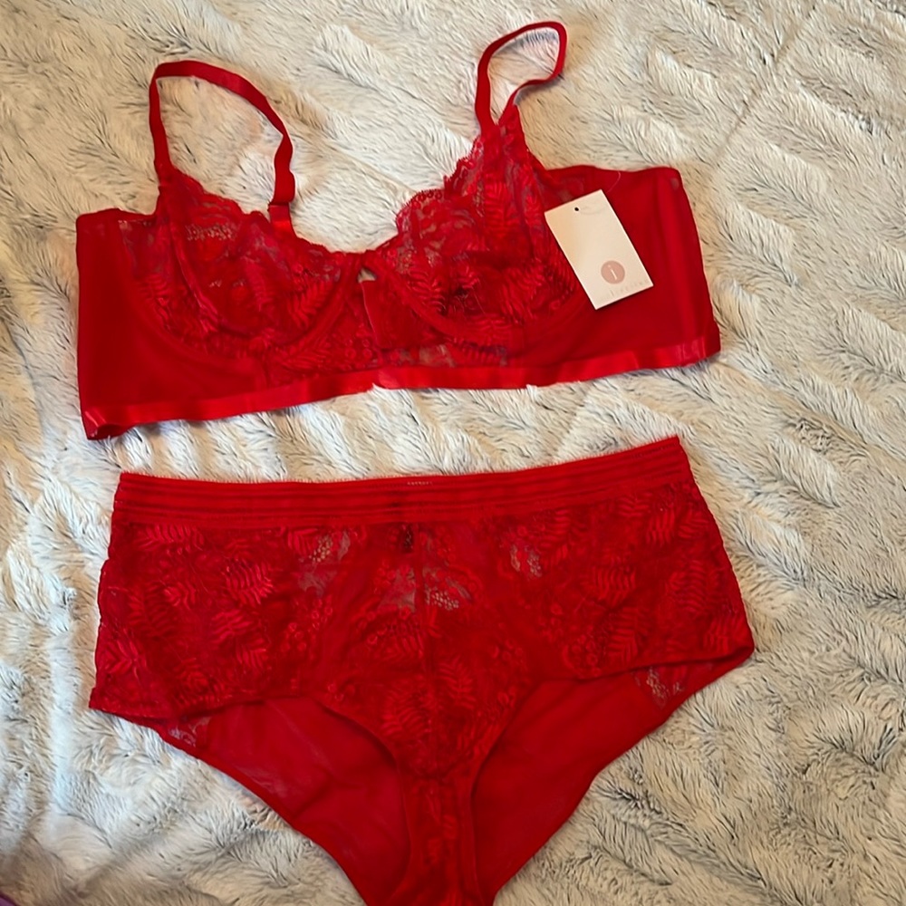 New red bra and panty